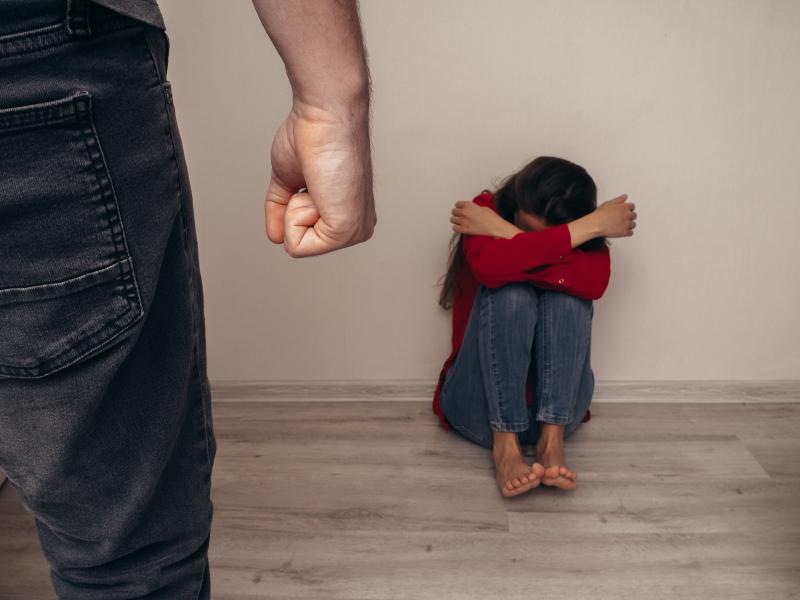 LS: Mulher denuncia marido por ameaÃ§a contra ela e o filho de 1 ano