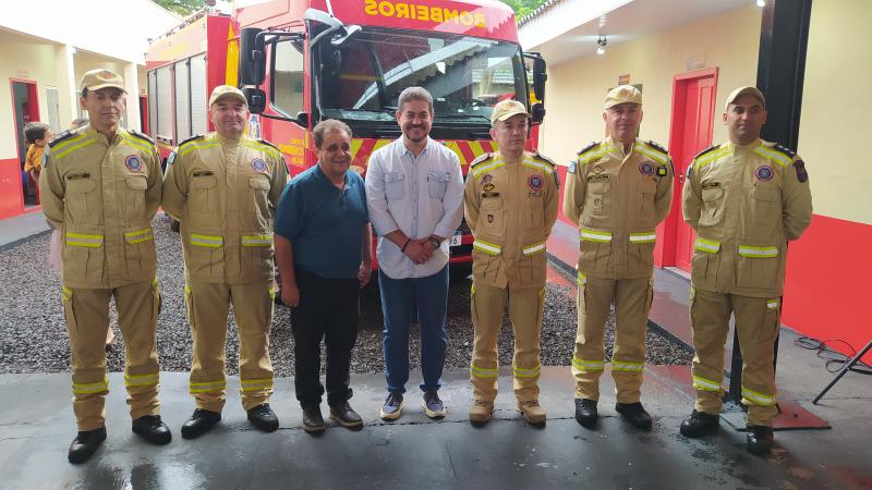 LS: Corpo de Bombeiros realiza cerimÃ´nia de entrega de caminhÃ£o Auto Bomba Tanque e Resgate 