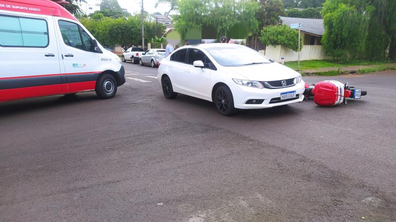 LS: Acidente envolvendo auto e moto foi atendido pelo SAMU no centro 