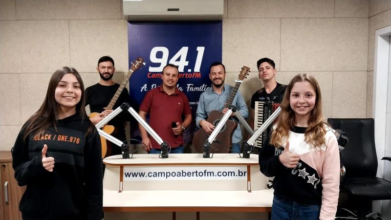 Campo Aberto FM presta homenagem atravÃ©s do Coral de Vozes a todos os MÃºsicos 