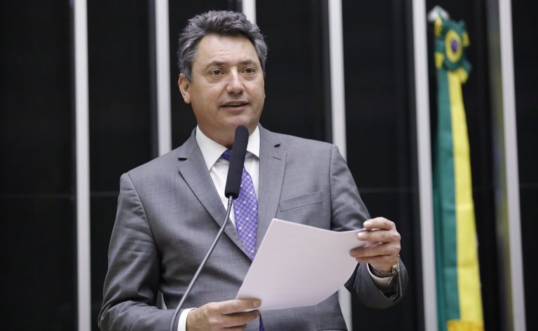CÃ¢mara aprova projeto que regulamenta produÃ§Ã£o de bioinsumos agrÃ­colas
