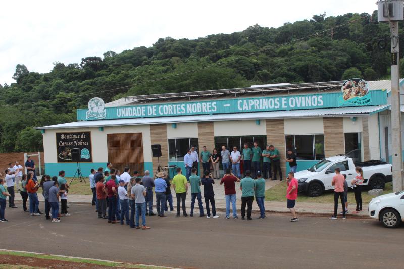 Boutique de Carnes Nobres Ã© Inaugurada pela Caprivir em Virmond