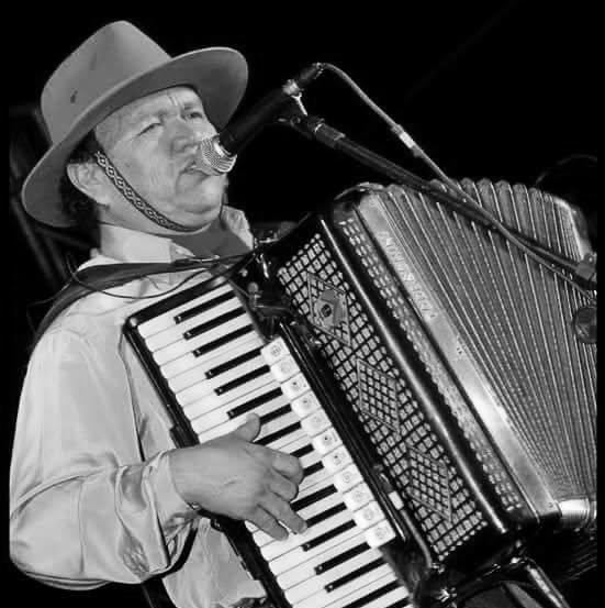 Cantor e compositor laranjeirense Ãndio Aragano morre aos 67 anos 