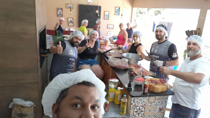 LS: Projeto Jogando Juntos promove venda de pizzas para arrecadaÃ§Ã£o de recursos