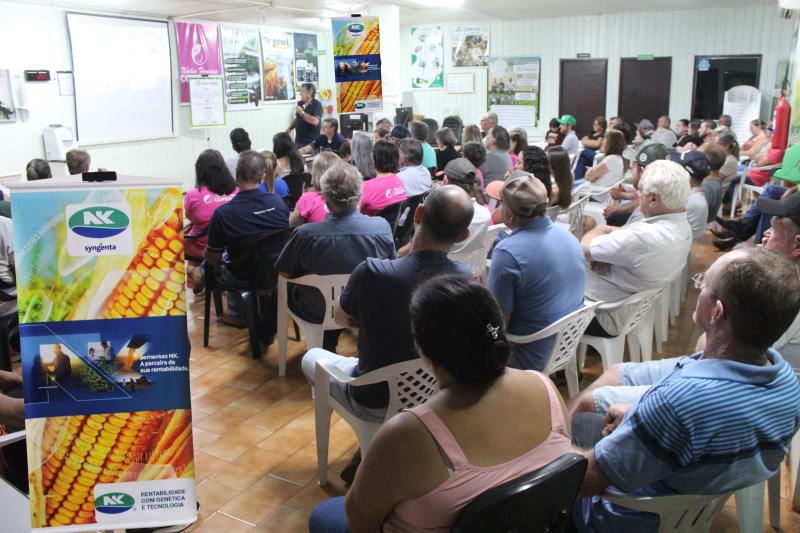 COPROSSEL - unidade de Rio Bonito do IguaÃ§u realizou reuniÃ£o de pre-assembleia