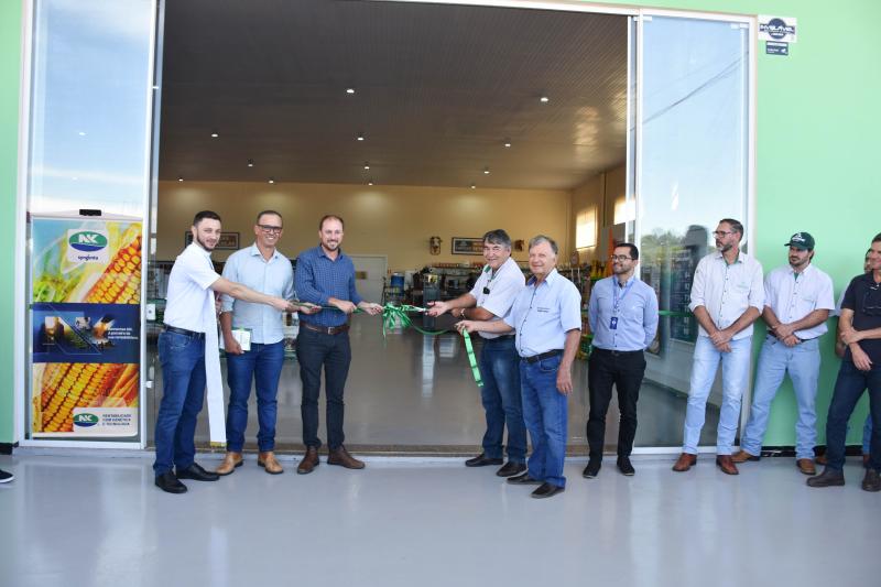 Coprossel inaugura Loja AgropecuÃ¡ria e reforÃ§a compromisso com o desenvolvimento regional