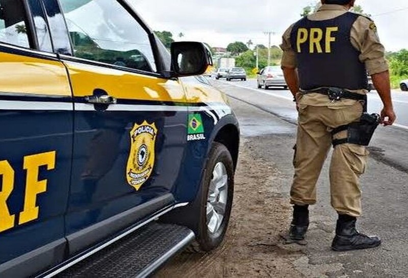 N. Laranjeiras: Quatro pessoas sofrem ferimentos graves após colisão frontal na BR 277