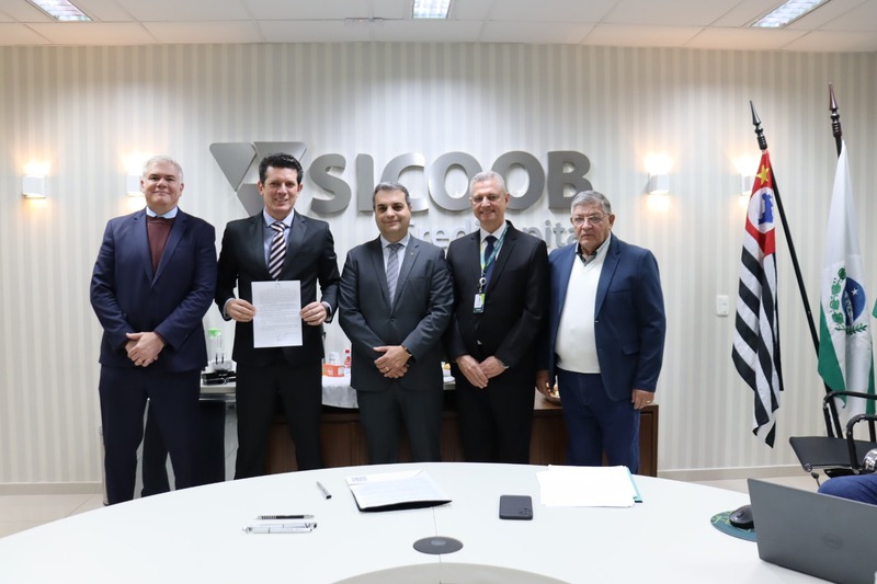 Gizélio Linhares assume presidência do Conselho de Administração do Sicoob Credicapital 