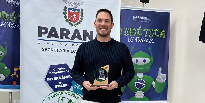NL: Professor de escola indígena participa de seminário estadual de robótica