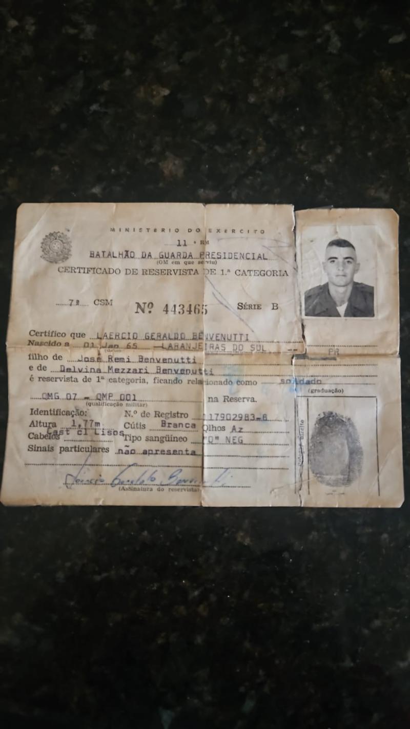 “Dia do Soldado: laranjeirense que integrou a guarda presidencial nos anos 80 é lembrado na data”