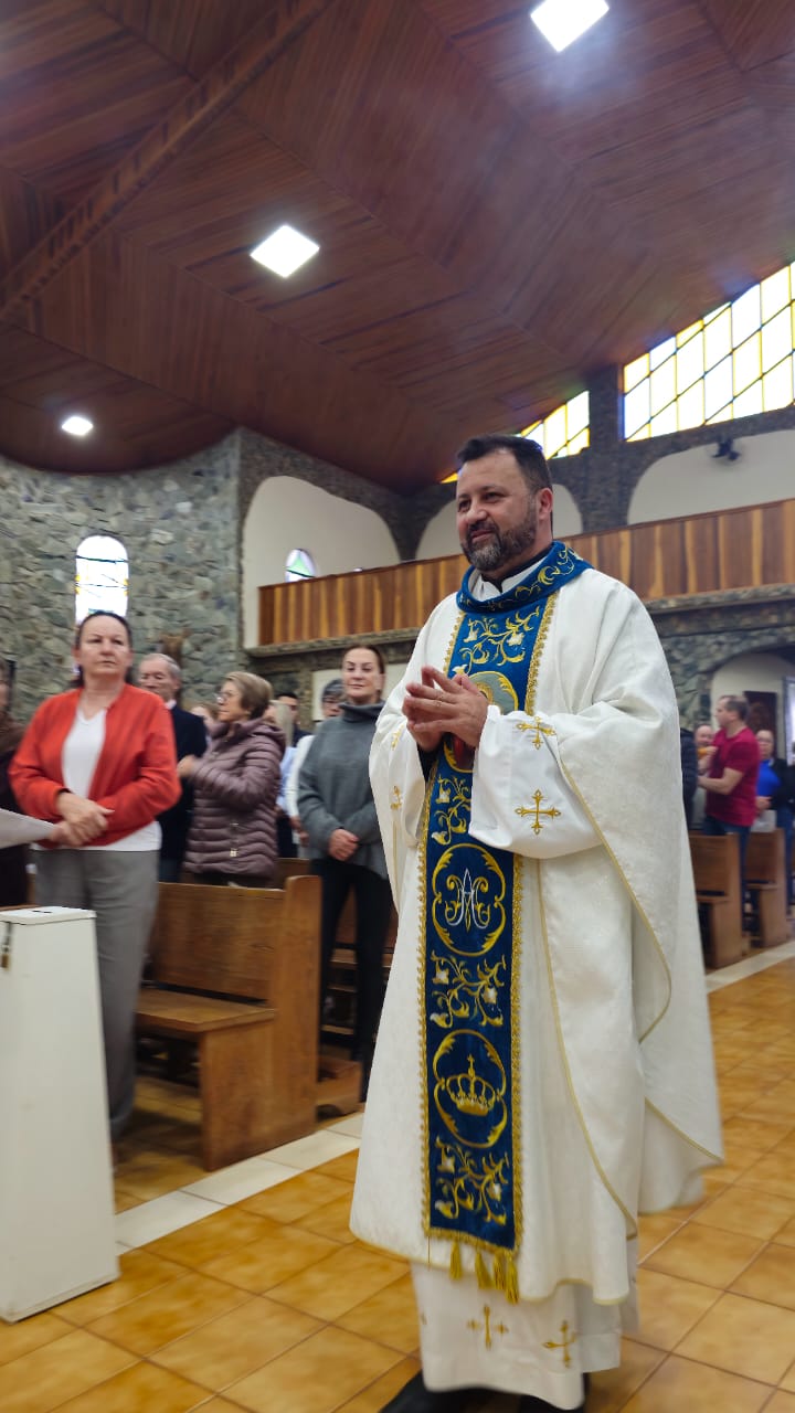 Missa de Ação de Graças encerrou a promoção.religiosa da Festa de Nossa Senhora Aparecida em Laranjeiras do Sul