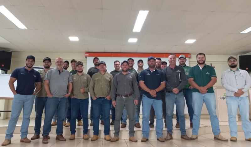 Departamento Técnico da Coprossel realiza encontros com empresas parceiras e reforça compromisso com a inovação no campo