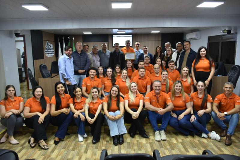 Cresol Vale das Águas PR/MG recebe Moção de Aplausos da Câmara Municipal de Vereadores de Laranjeiras do Sul 