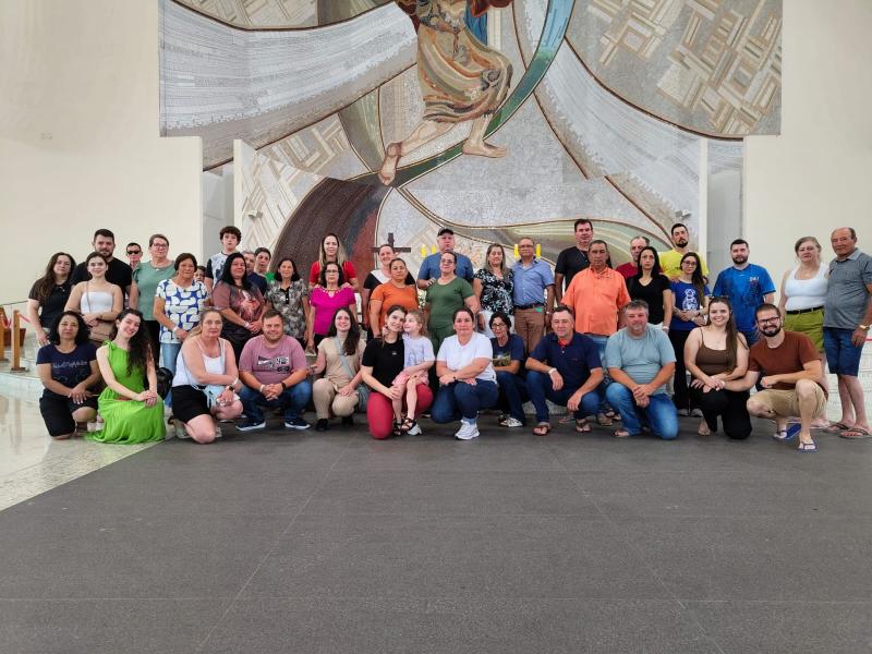 Romaria da Imagem Peregrina de Laranjeiras do Sul retorna de Aparecida com fé renovada e corações cheios de amor