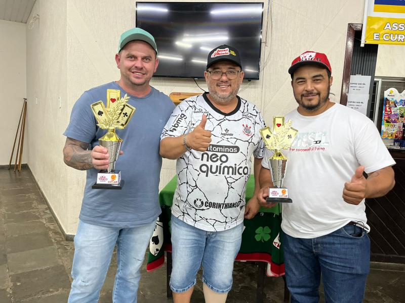 Ademir e Girélli são os Campeões do Festival "Os Reis do Truco" em duplas 2025 