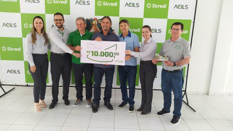 ACILS entrega prêmios do último sorteio e encerra a Promoção Natal Premiado 2025 com sucesso