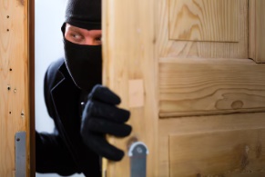 LS: Ladrões arrombam estabelecimento comercial para praticar furto