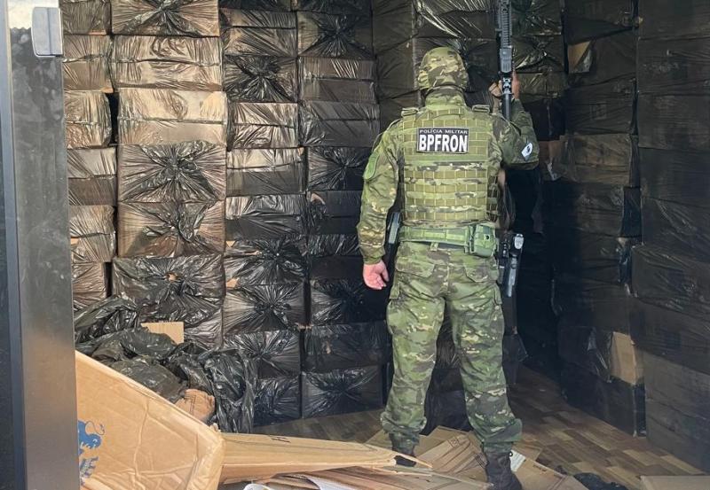 LS: BPFRON, 10° CIPM, PF e RF apreendem 25.000 pacotes de cigarros contrabandeados