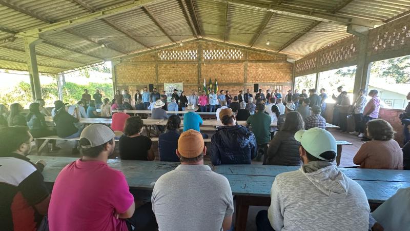 Prefeitura de Laranjeiras do Sul anuncia investimento de mais de R$ 6 milhões em asfalto para o interior