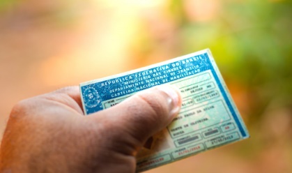 LS: Adolescente de 15 anos é flagrado conduzindo veículo no bairro Cristo Rei