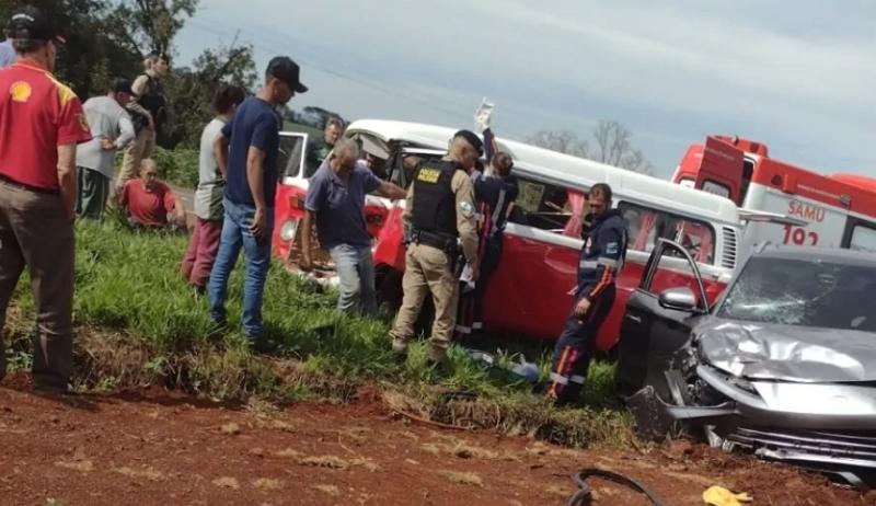 Cantagalo: Grave acidente na BR-277 deixa sete pessoas feridas 