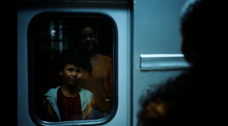 Dia das Mães 2026: campanha de O Boticário emociona ao retratar despedidas da maternidade