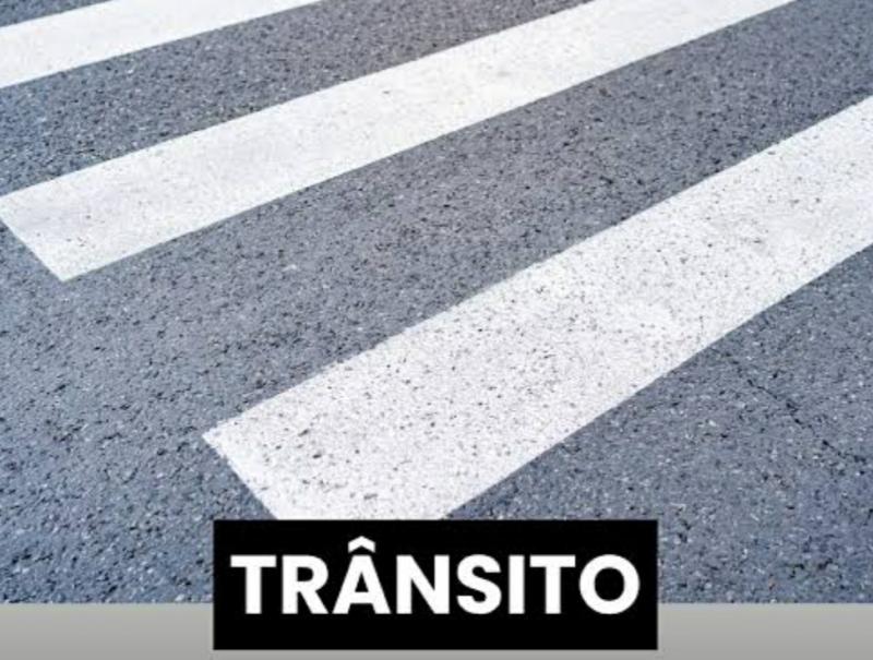 Virmond: Caminhão da Polícia Militar sai da pista e bate em barranco 