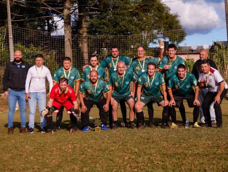 Laranjeiras do Sul é Campeão do Bom de Bola 50+
