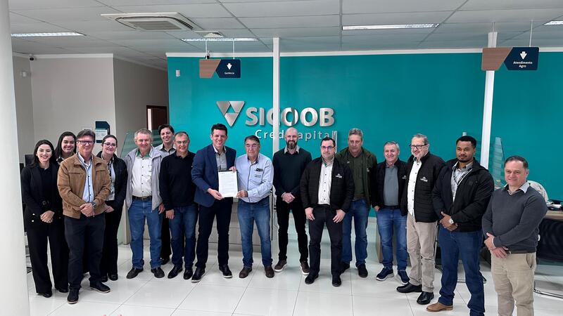 Sicoob Credicapital e Coprossel firmam intercooperação para fortalecer produtores rurais da região